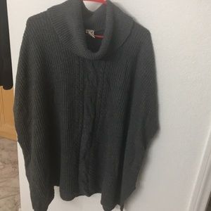 Poncho sweater